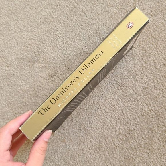 4/$25 The Omnivore's Dilemma: A‎ Natural History of Four Meals by Michael Pollan - Picture 4 of 6